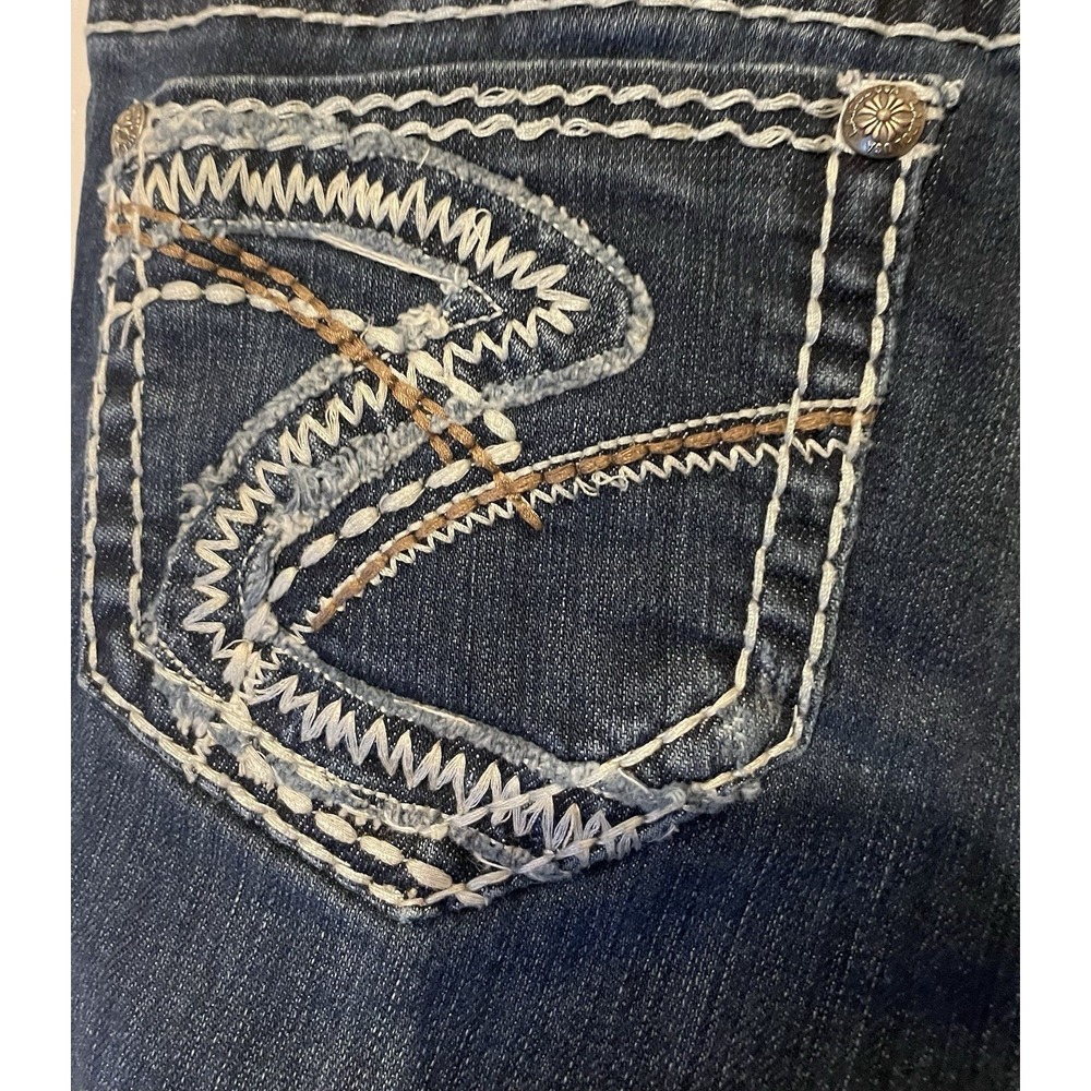 LA Idol USA Women's Size 9 Dark Wash Capri Jeans Thick Stitch Embroidered Pocket - Picture 4 of 9